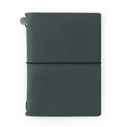 TRAVELER'S Notebook (Passport Size)