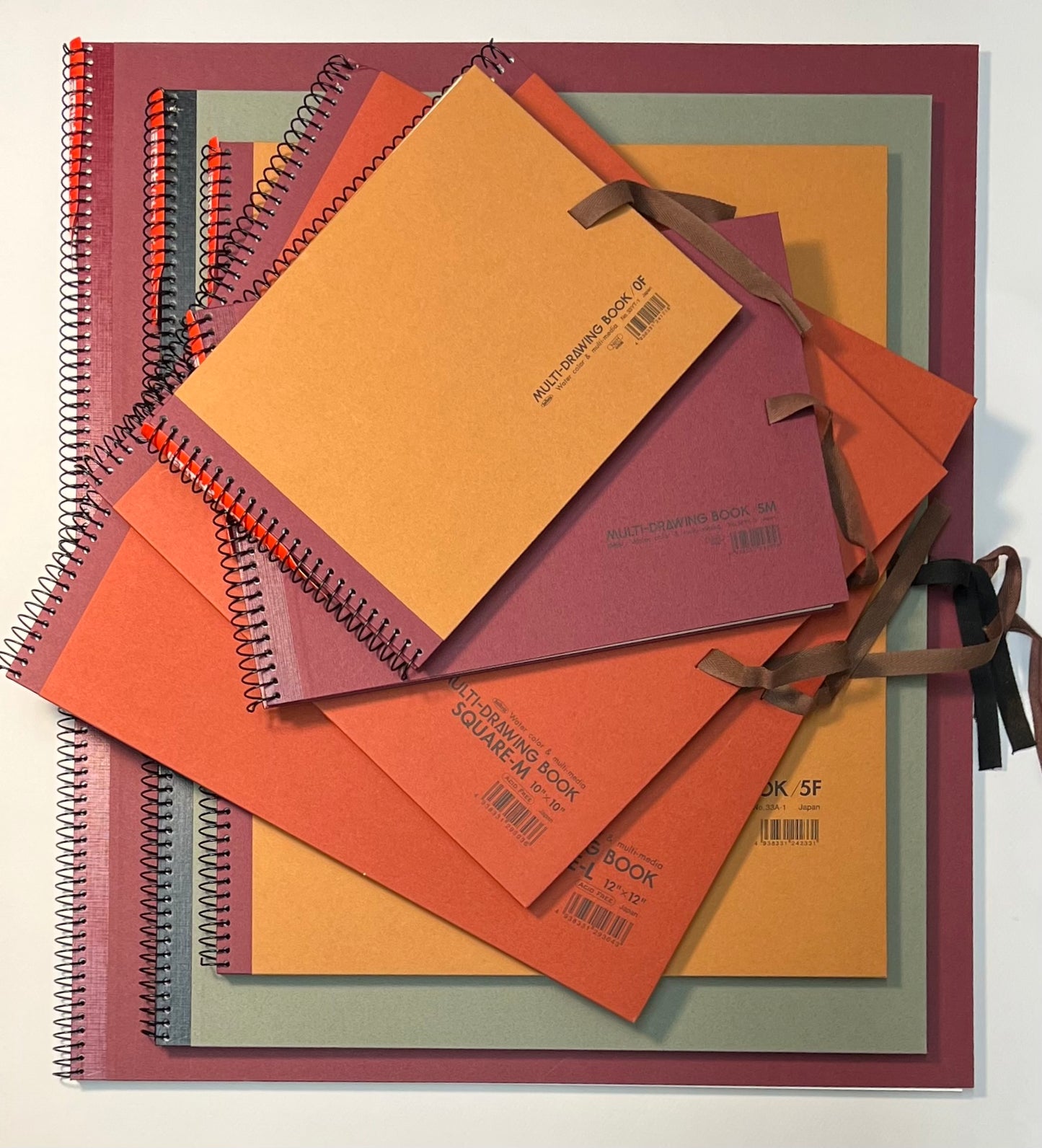 Holbein Multi-Media Drawing Book