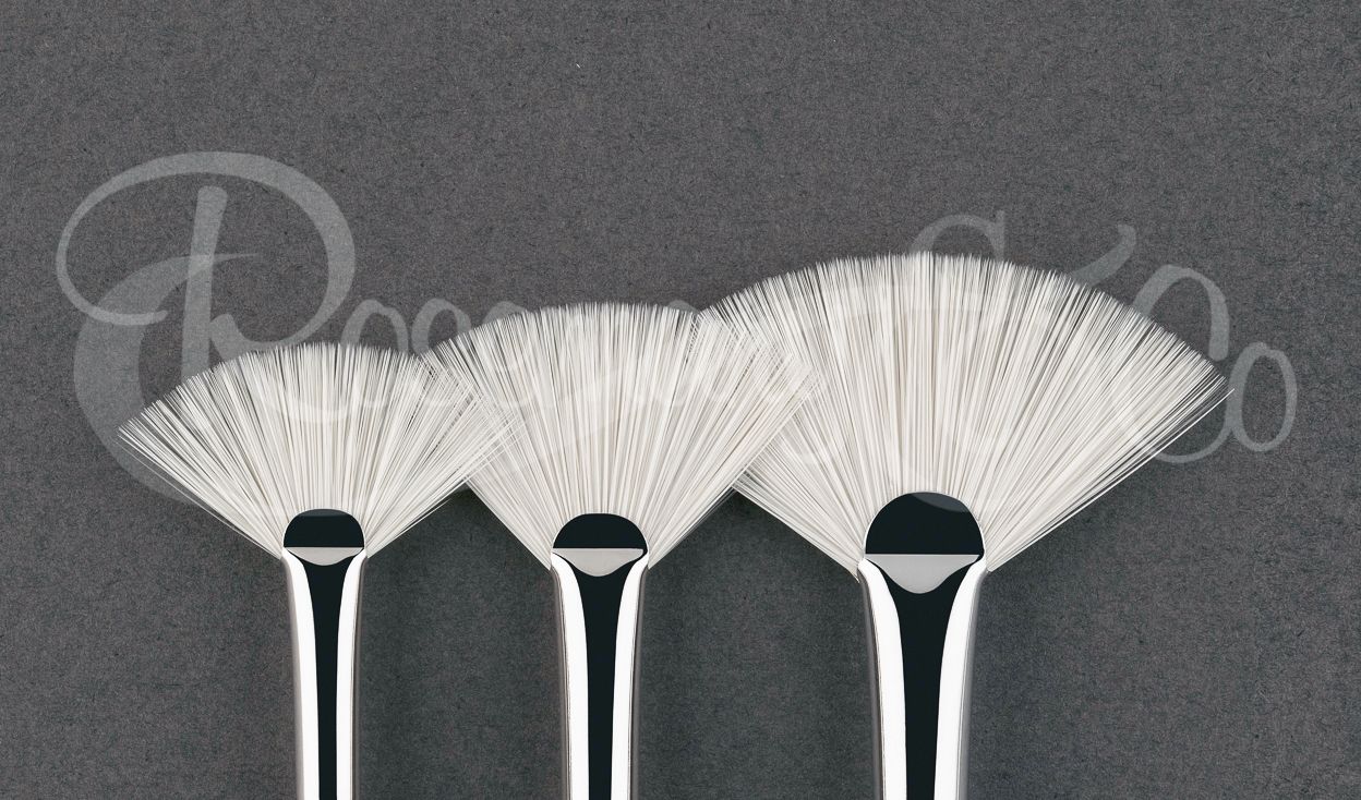 Rosemary & Co. Ivory Feathered Fan Long Handle Brushes