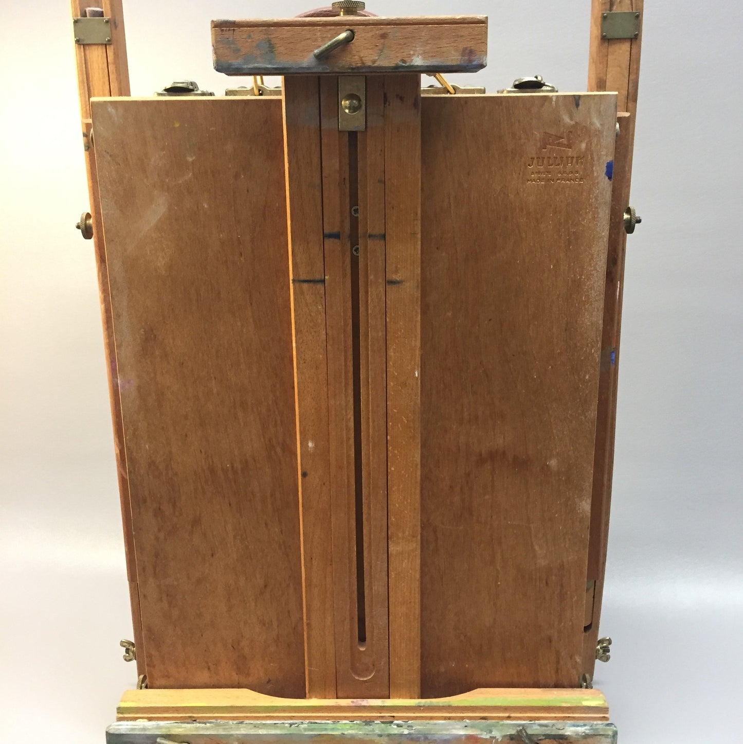 Easel Rental Fee