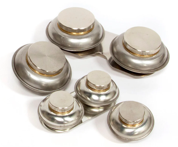 Brass lidded palette cup