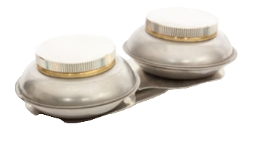 Brass lidded palette cup